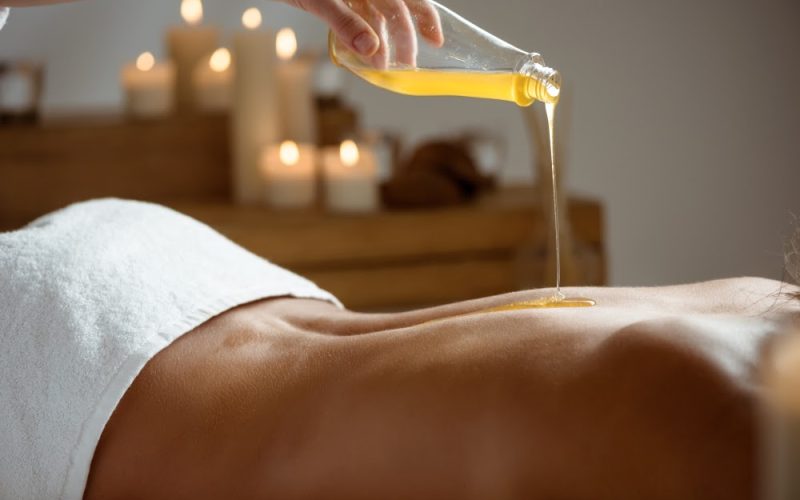 oil massage https://bristythaispabd.com/